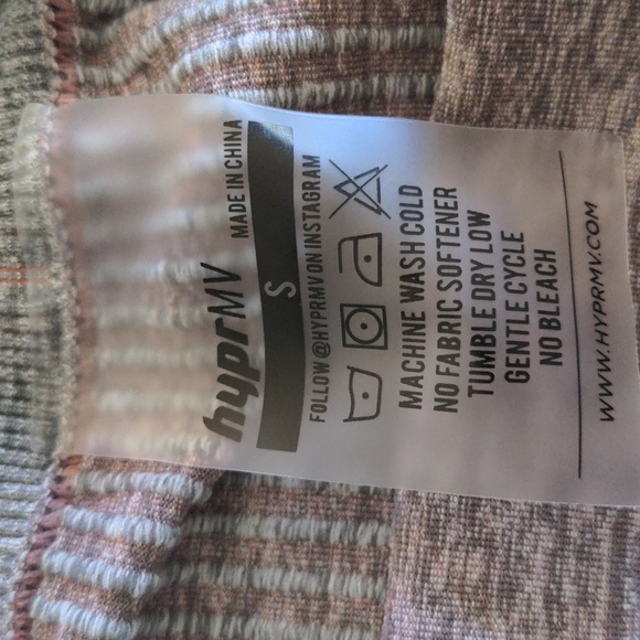 Shorts - Picture 3 of 3